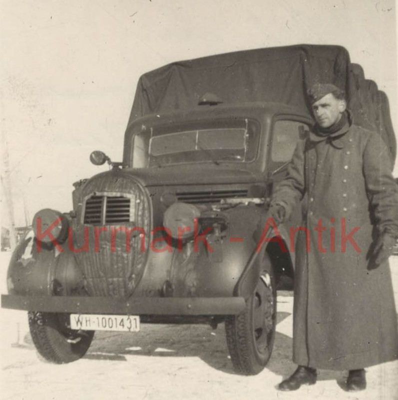 Ford G917T WH-1001431 with winter jacket