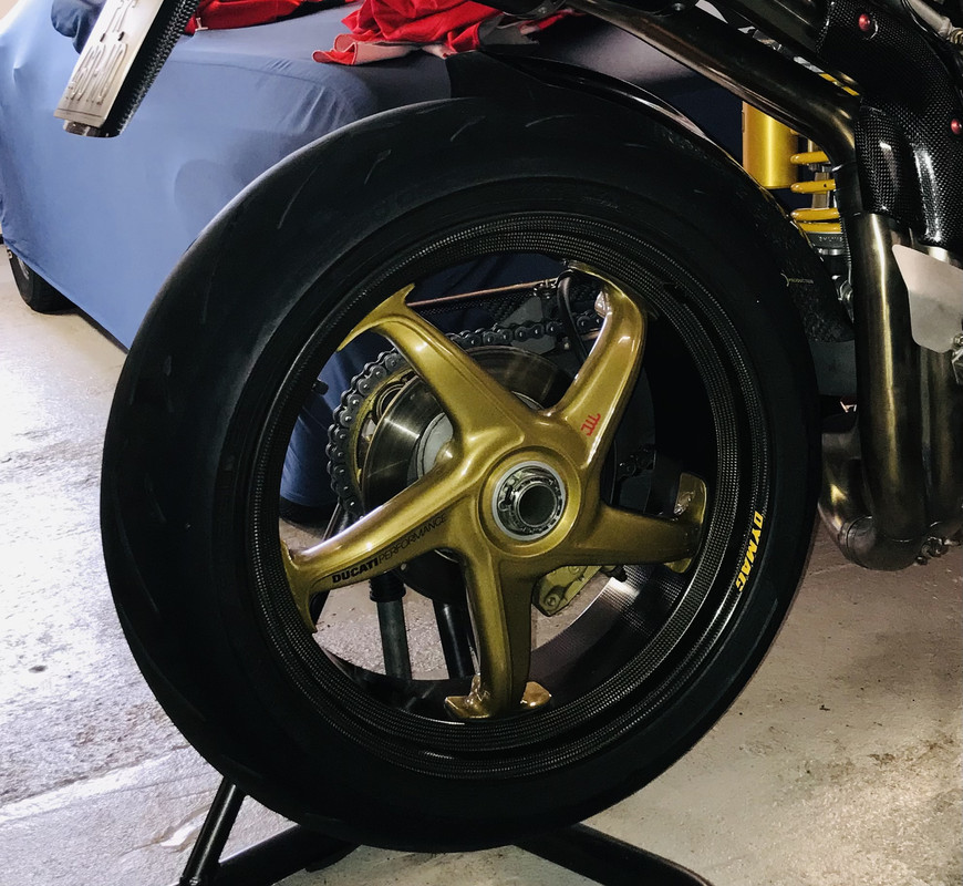 FBB64FDD-3FA4-4286-839E-C8518DCDEF44