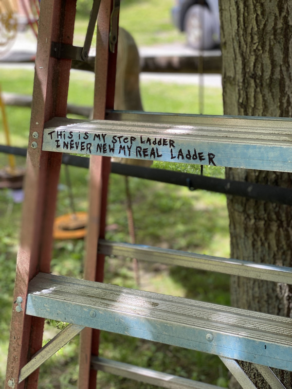 stepladder-n.jpg