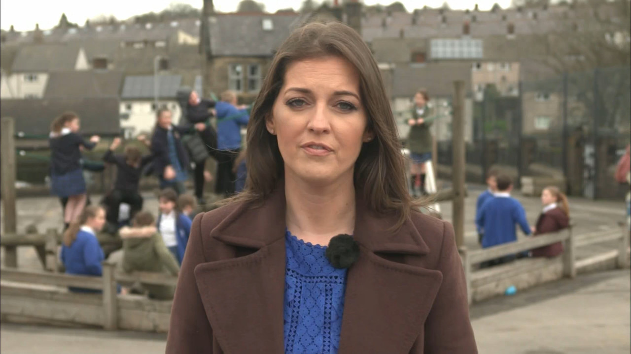 ITV Lunchtime News_20230329_13301355.ts_snapshot_19.53.831