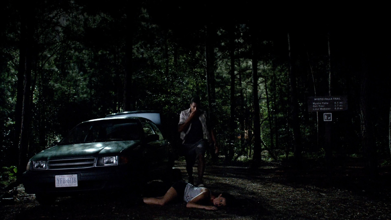 The Vampire Diaries 2010 S06E01 Amazon 1080p WEB DDP x264-NM21vi.mkv_snapshot_03.22.327