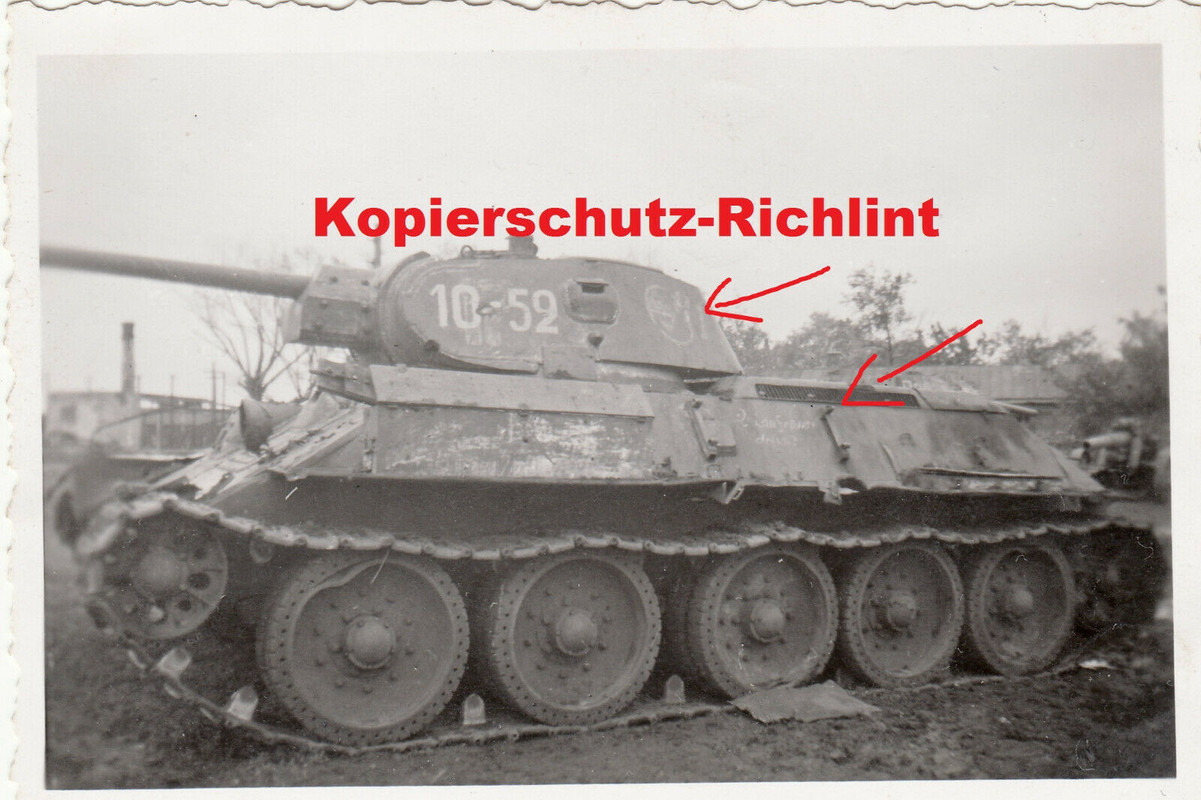 Wehrmacht Rußland schwerer russischer Panzer T-34 Turmnummer Abz