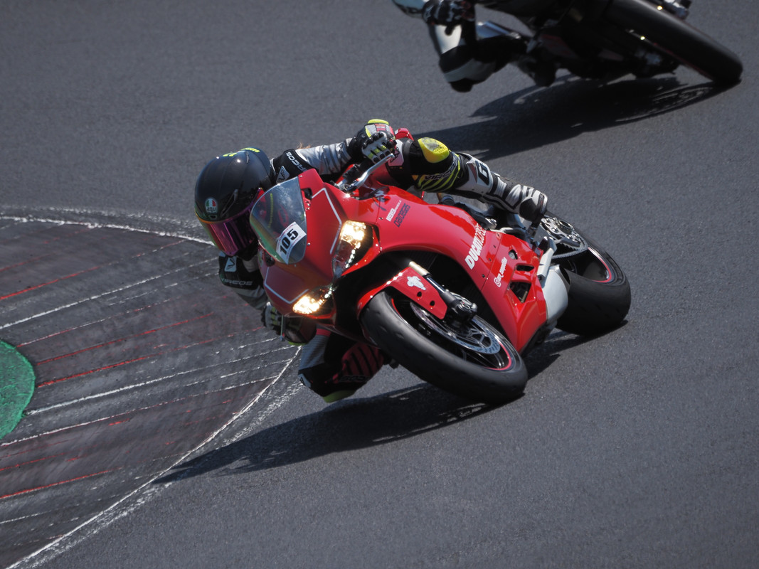 EE88953A-215A-446F-BD0E-0A3A62C2084C