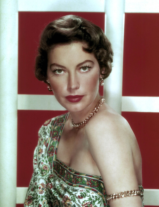 Ava_Gardner_c24