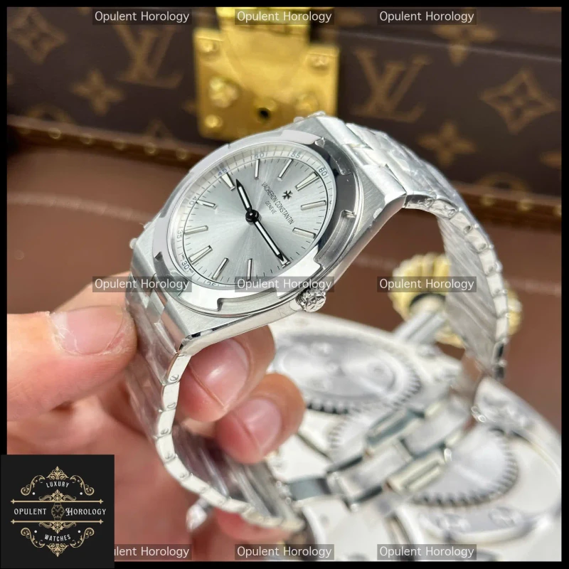 Vacheron Constantin Overseas Ultra-Thin 2000V White Dial 40mm Automatic Watch - Super Clone