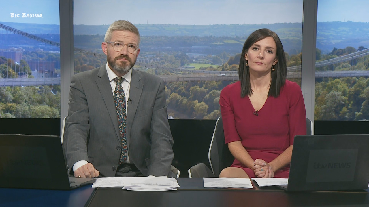 09.23 - 18.00.00 - ITV News West Country. Breaking news and current s....ts_snapshot_15.52.347