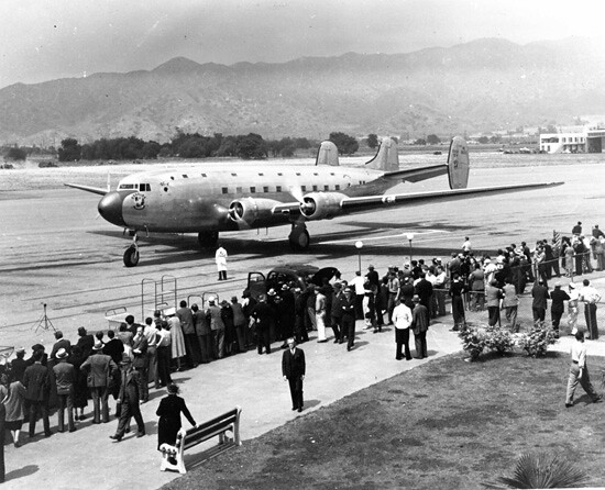 Douglas DC-4E 51