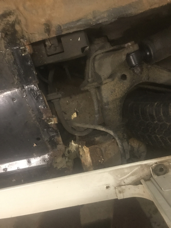 CBF9BED2-27BD-43F2-A2DB-5E185DEFA8EC