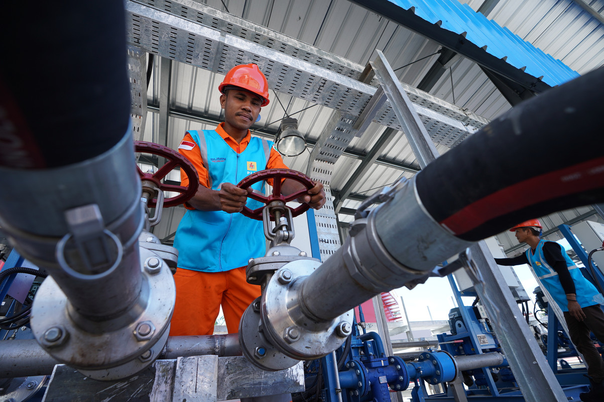 Instalasi pembangkit listrik PT PLN