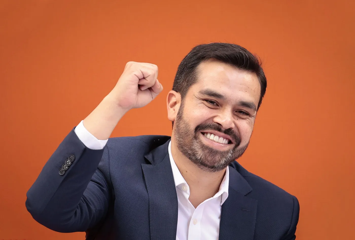 Álvarez aplaude denuncia contra Cienfuegos, suplente de Beltrones