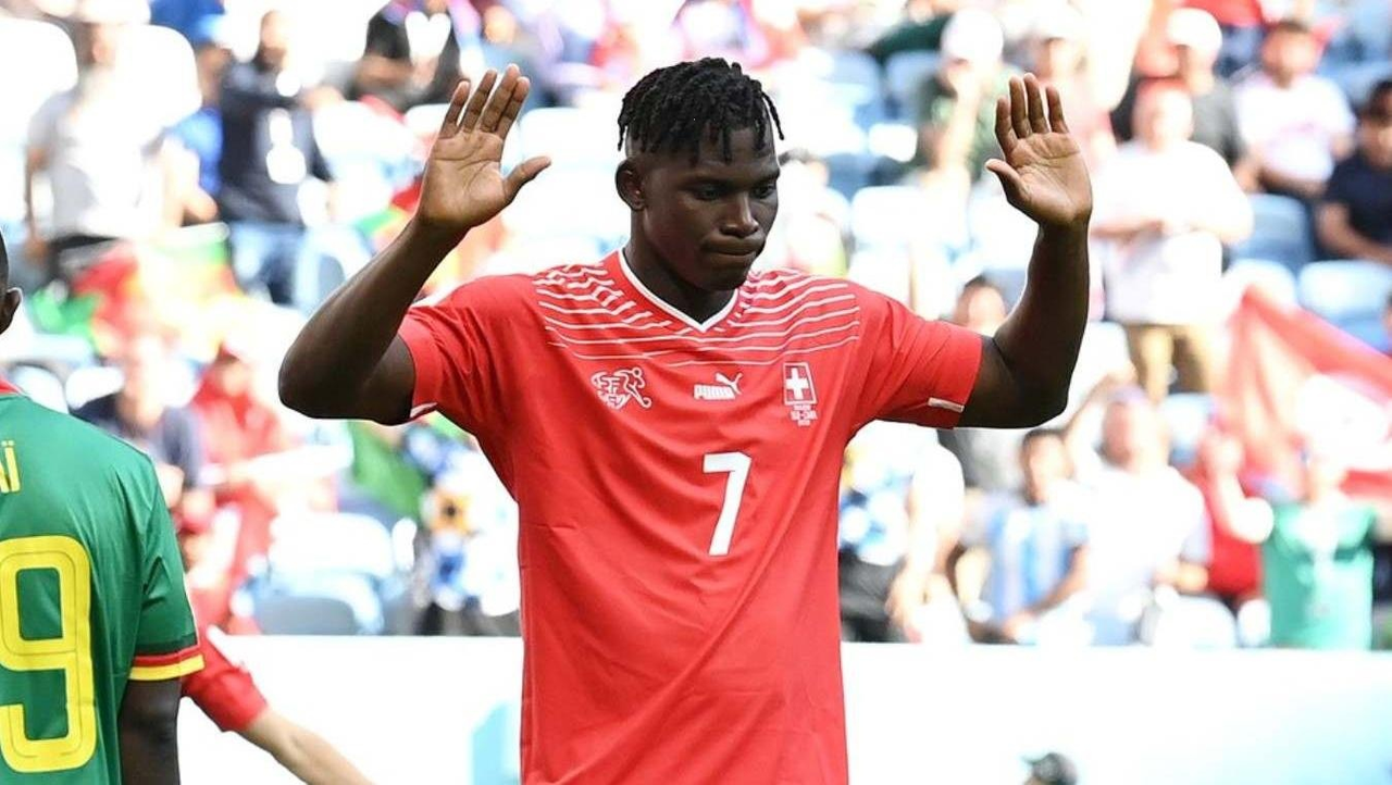 ¿Quién es Breel Embolo, el goleador camerunés que juega para Suiza?