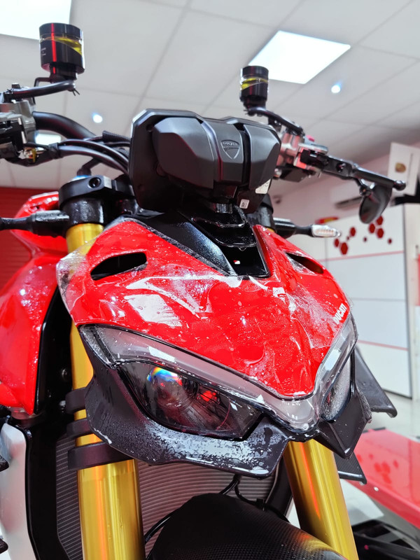 644A7E31-1CF1-4D73-85FC-3815E40799B6