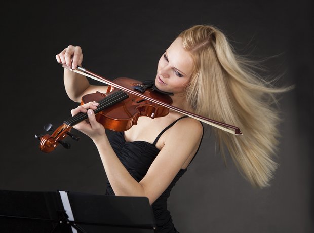 thinkstock-violin-photos-1409319916-view-0.jpg