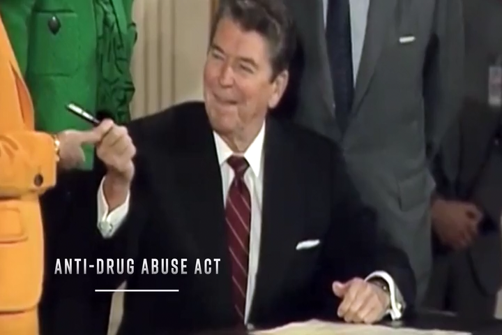 Crack - Cocaine Corruption and Conspiracy [480p]