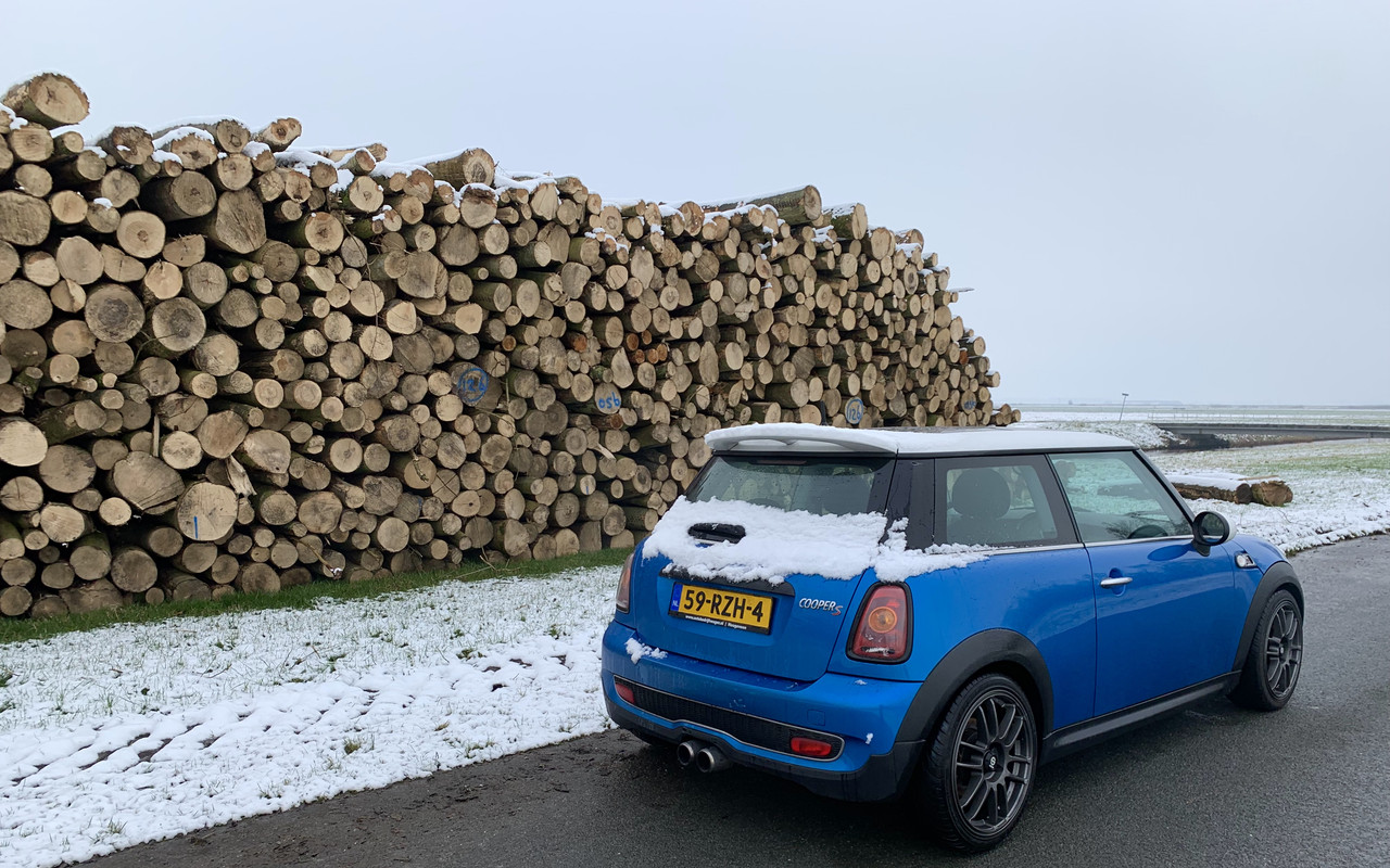 EBD3A701-057F-4743-A587-C3E0093E9EDE