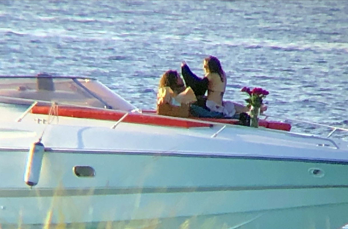 emmawatson-updates.com (29)