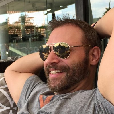 82B0A8EE-227B-48C2-8ABB-4ABAB994D6B9