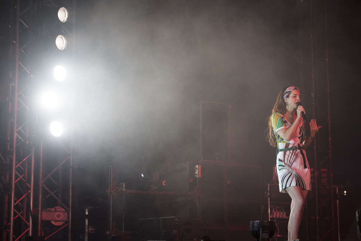 lana-del-rey-radio-1s-big-weekend-hull-uk-may-27