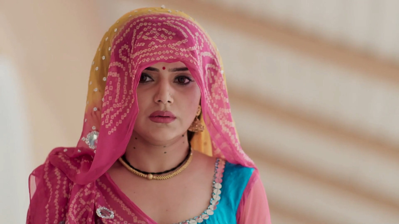 Homely Wife Navel and hot scnes-savdhaan india.mkv_snapshot_00.09.696