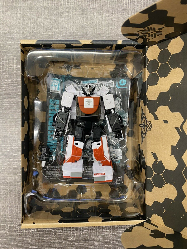 Generations-Selects-Exhaust-01