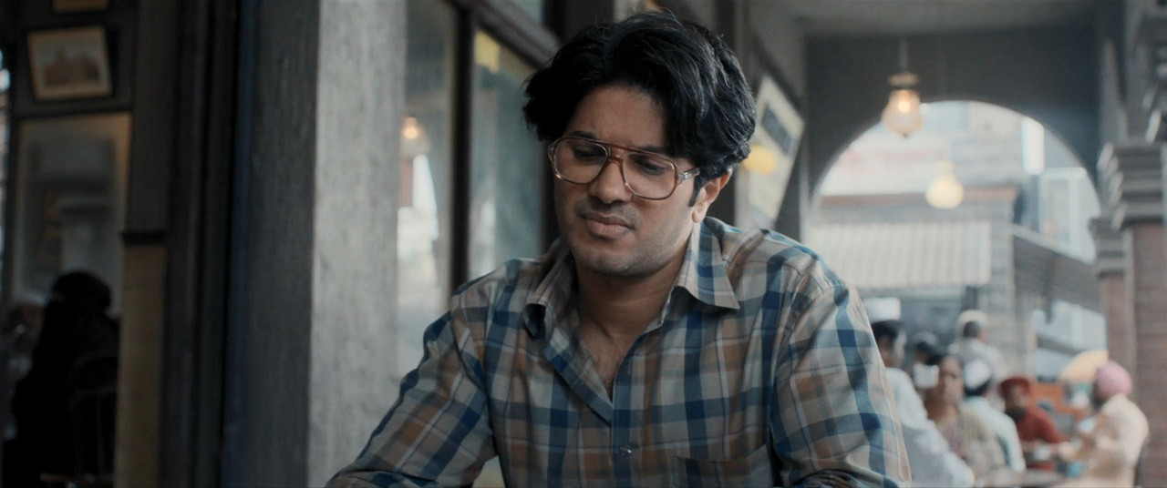 Lucky Baskhar 2024 WebRip [Hindi + Tamil + Telugu + Malayalam + Kannada] 480p, 720p, 1080p ESub Screenshot