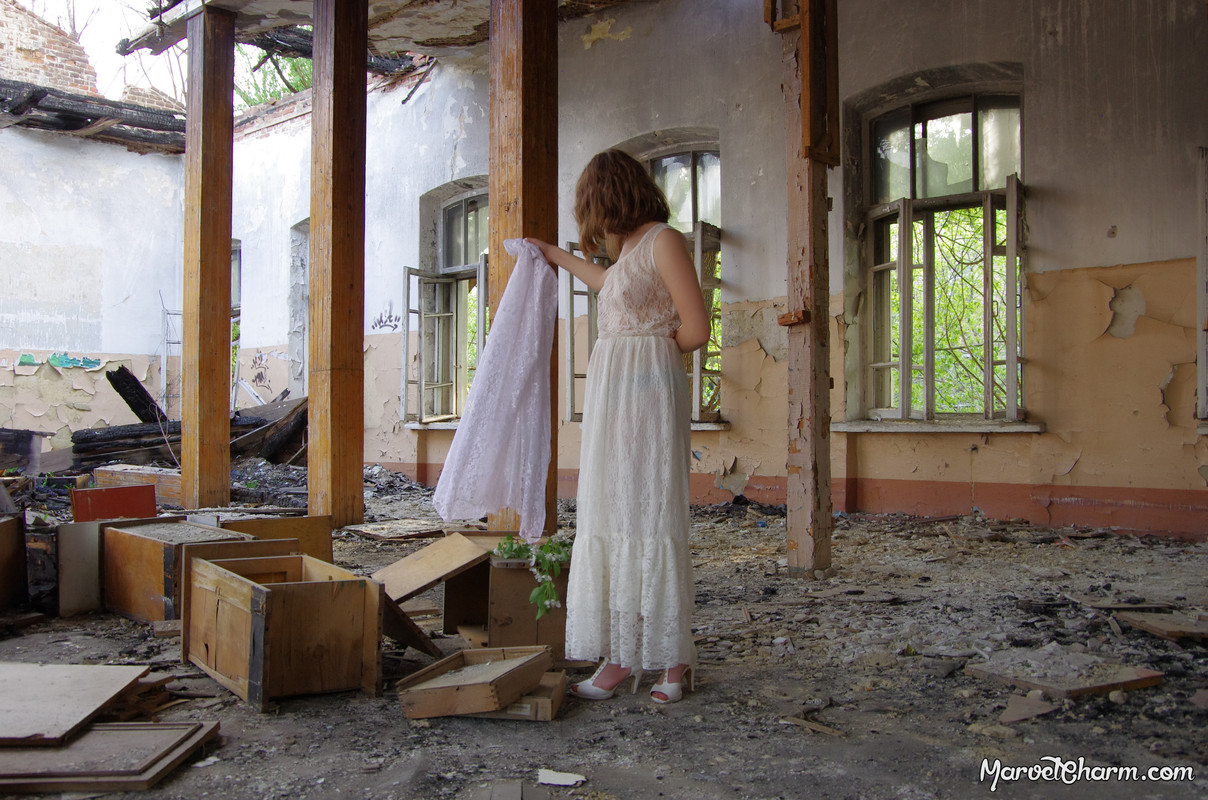 MarvelCharm_Nicolette-Ruins-041