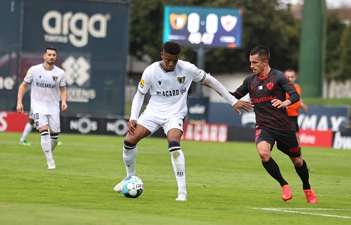 Soi kèo tài xỉu, phạt góc trận Famalicao vs Santa Clara, 23h00 ngày 10/08