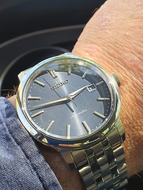 1A87A2D4-BEB2-4A44-BC8D-783625C1E31E