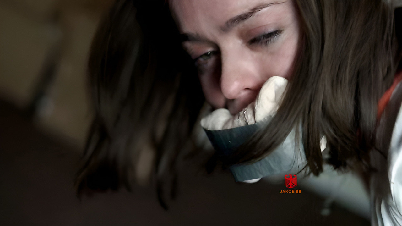 Taryn Manning 11 - Cleveland Abduction 2015