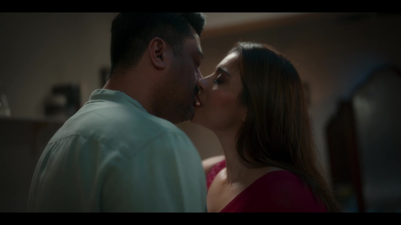 [Image: vlcsnap-2025-09-20-11h49m01s158.jpg]