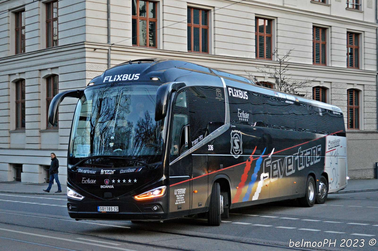 9939928C-2241-41BD-8E45-EA29150A7242