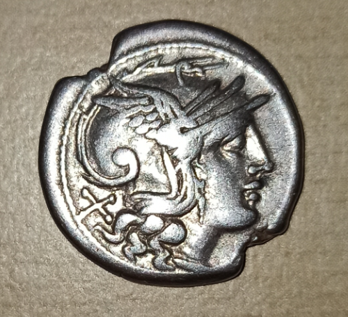 Denario gens Furia. PVR. Luna en biga a derecha con "murex" encima. Roma. Captura-de-pantalla-2022-01-18-160740