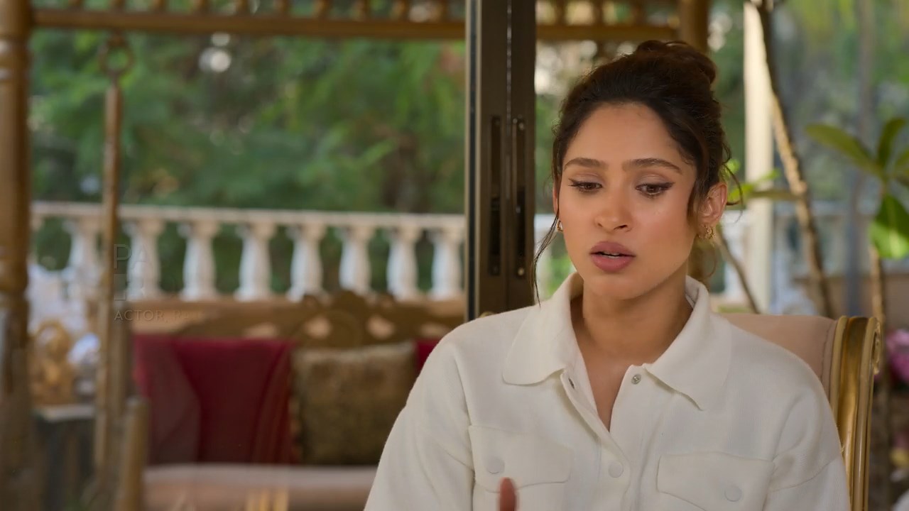 The Roshans (2025) Season 1 [Hindi + Tamil + Telugu + English] WebRip 480p, 720p ESub - Complete Screenshot
