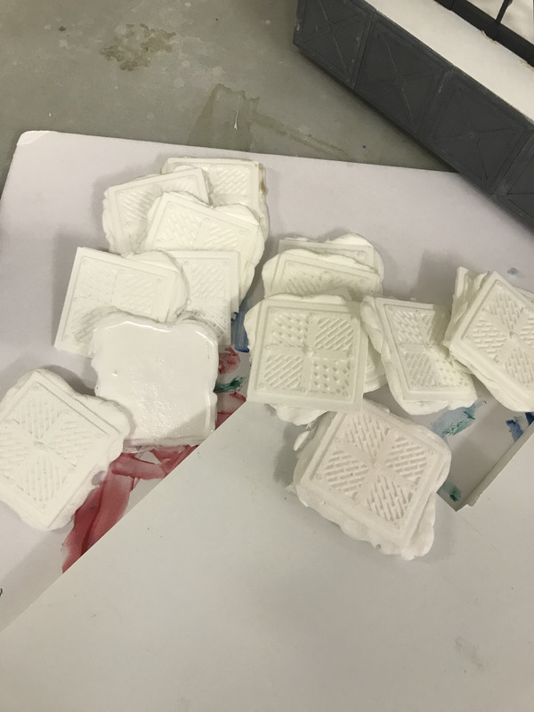 FB975DF8-7CC8-4818-B305-922330BF850E