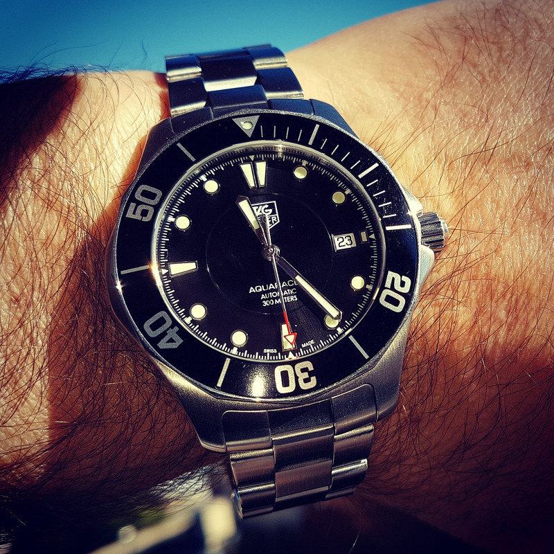 Tag Heuer Aquaracer 41mm 300M Cal. 5 Ref.  WAB 2010-BA0804 (2)