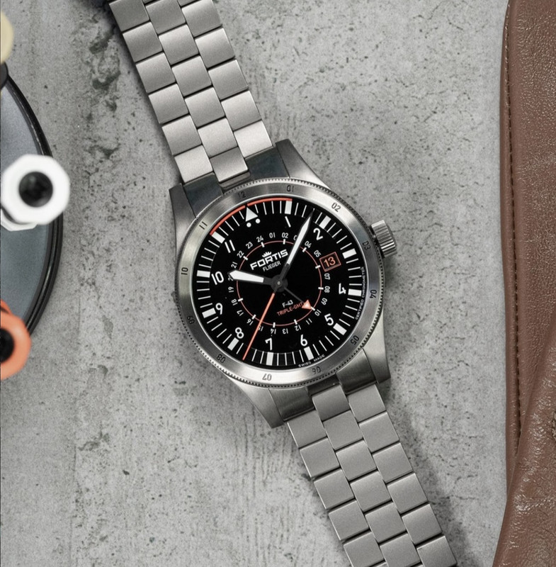 550E527B-315E-4D56-B664-BDE622B9910C