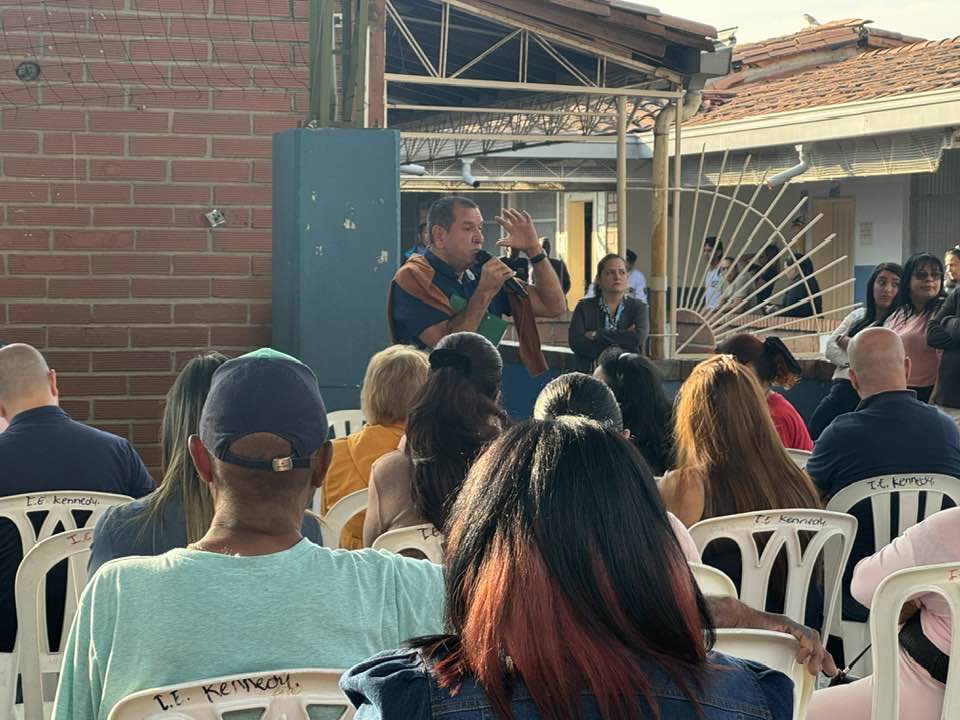 Entrega de boletines Entrega de boletines