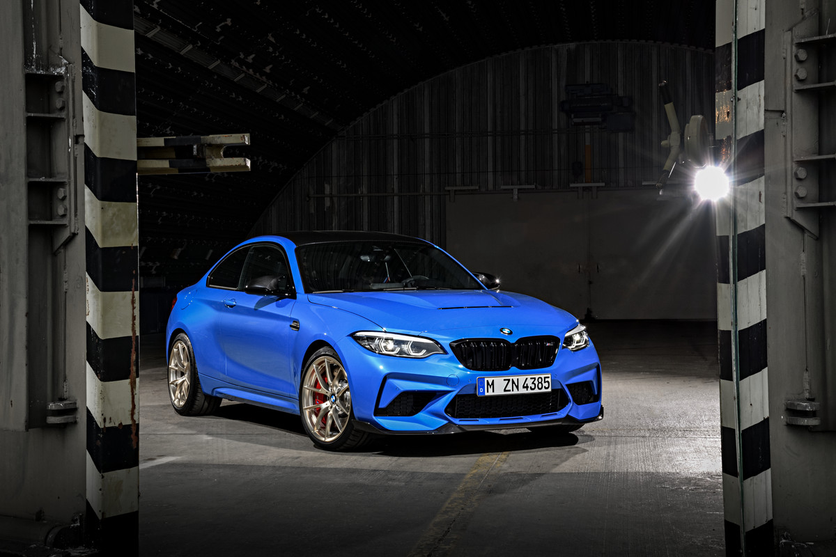 P90374173_highRes_the-all-new-bmw-m2-c