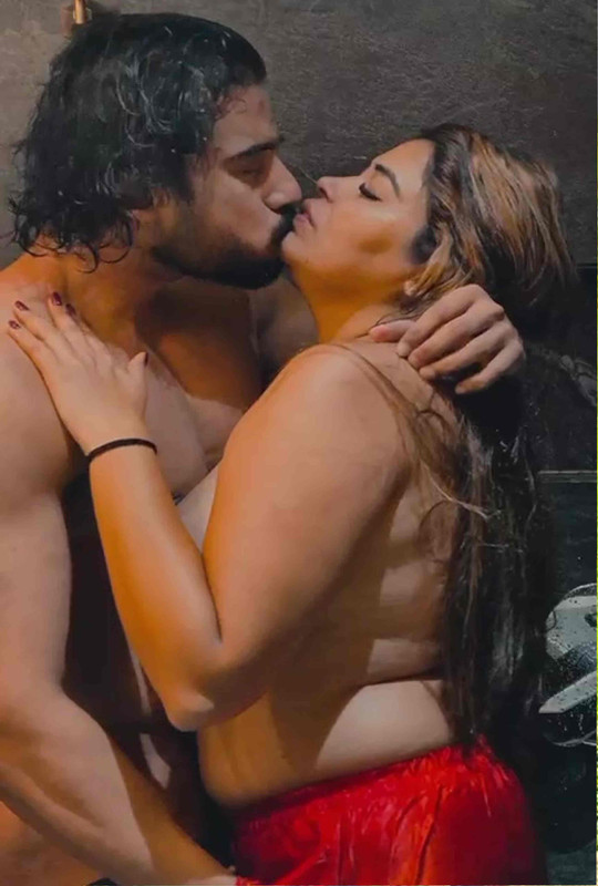 18+ Boobs Pressed In Shower (2025) App Conntent – Hindi Hot Short Film – WEB-DL X264 1080p – Download