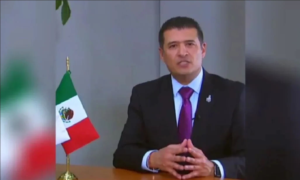 Autoridades deben cumplir con la Constitución y la Ley de Datos Personales: Adrián Alcalá