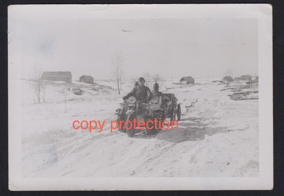 Orig. Foto KETTENKRAD mit Anhänger wintertarn 1942-43 Leningrad