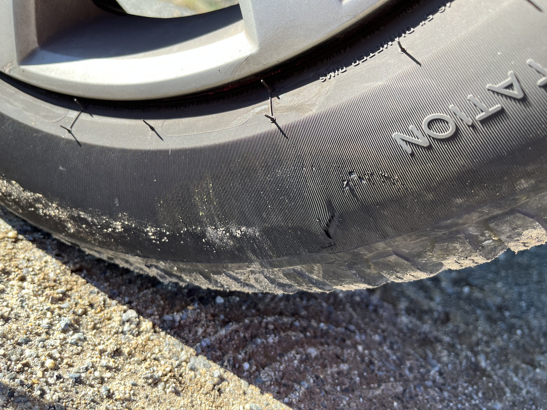 EC317D19-3315-4C95-853C-8E15ECCCD026