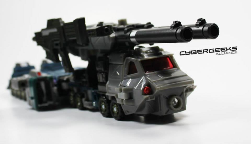 943069_614779755200587_1956204232_n