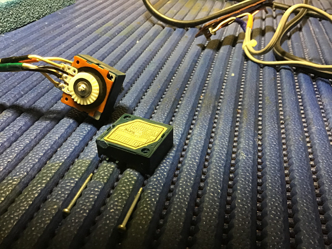 2B10AA30-D691-4900-BD48-41D0BDA8A3D5