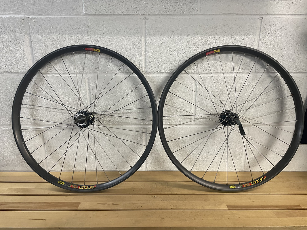 44D29F73-FA03-4A4F-B2B8-6F5B20ADCC56