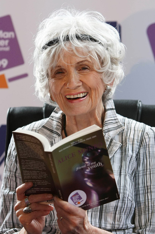 00-Books-Alice-Munro-Alice-Munro-image-982w