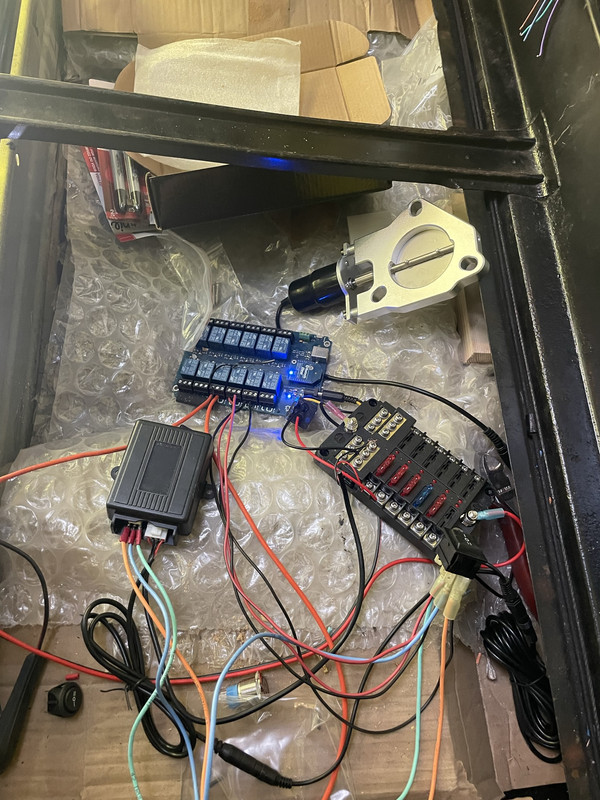 945E2DDF-AAC6-496D-9617-75008B739630