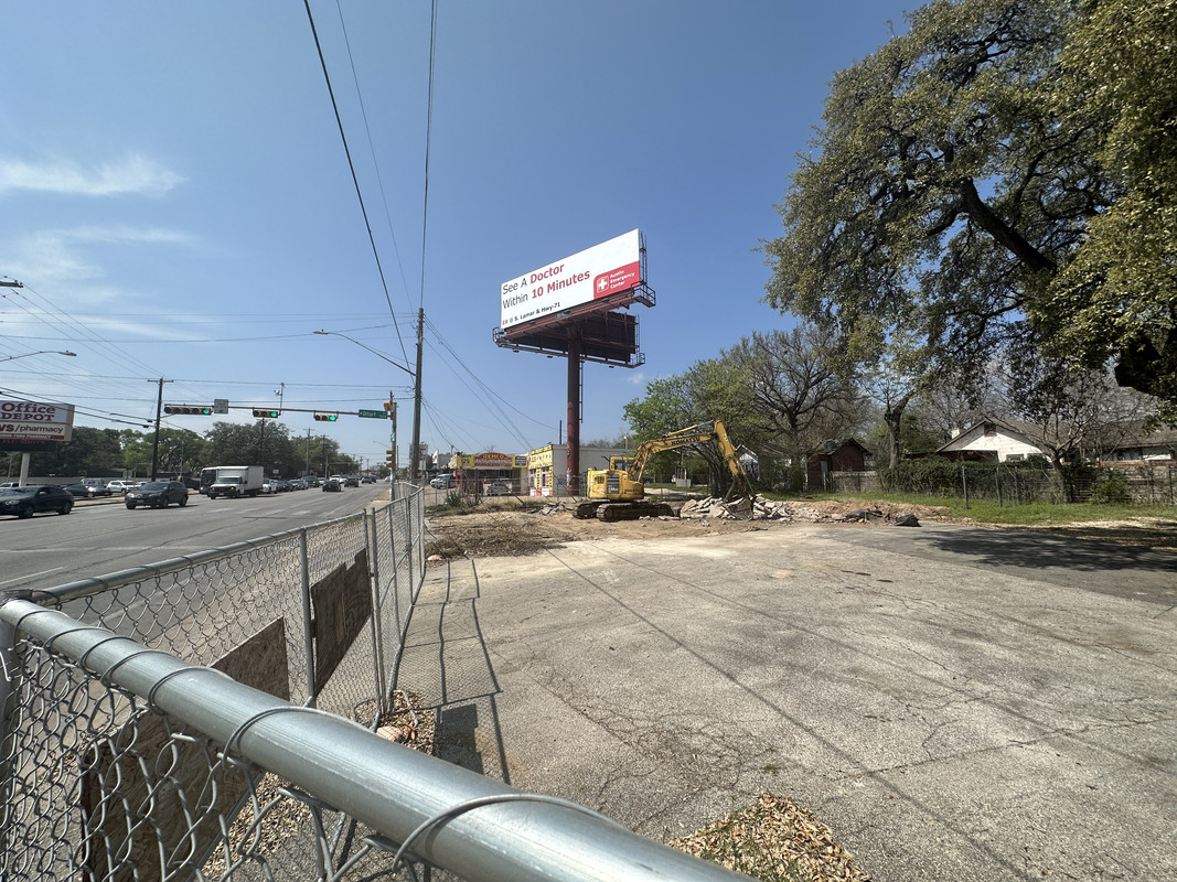 2139A876-85C5-4026-90D7-E8652DFA6885