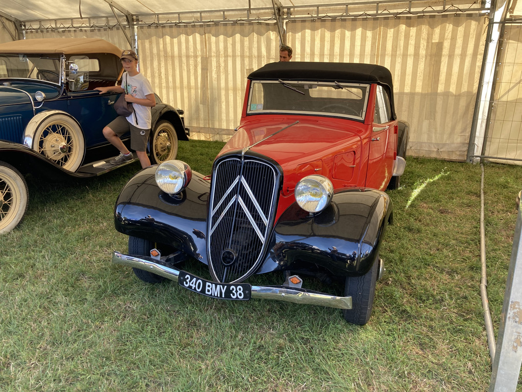 98C252D9-2960-4337-8420-8141A3A2005B