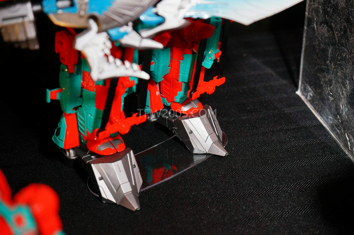 SDCC2015-Hasbro-Breakfast-Transformers-Combiner-